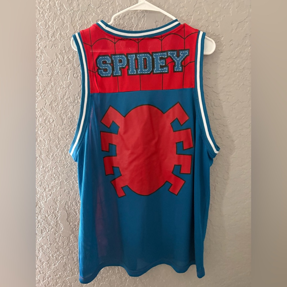 MARVEL MAD Engine Marvel Red and Blue Tank Top XL - Picture 3 of 3